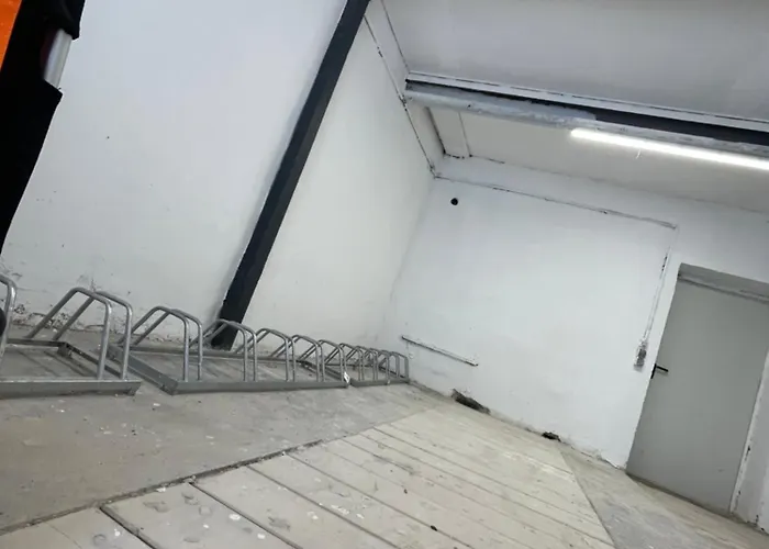Luxurioeses Apartment,Neubau, 4 Personen, Parkplatz, Griechischer Stil
