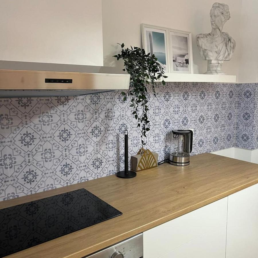 Luxurioeses Apartment,neubau, 4 Personen, Parkplatz, Griechischer Stil *