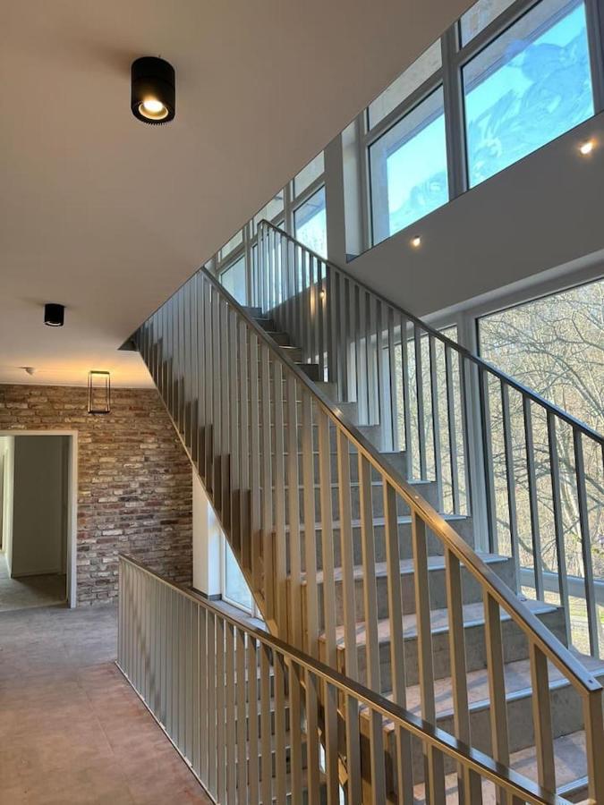 Luxurioeses Apartment,neubau, 4 Personen, Parkplatz, Griechischer Stil Bochum