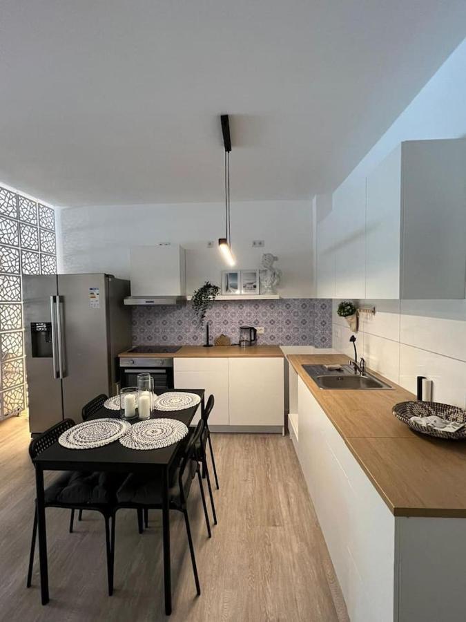 Apartment Luxurioeses Apartment,neubau, 4 Personen, Parkplatz, Griechischer Stil *